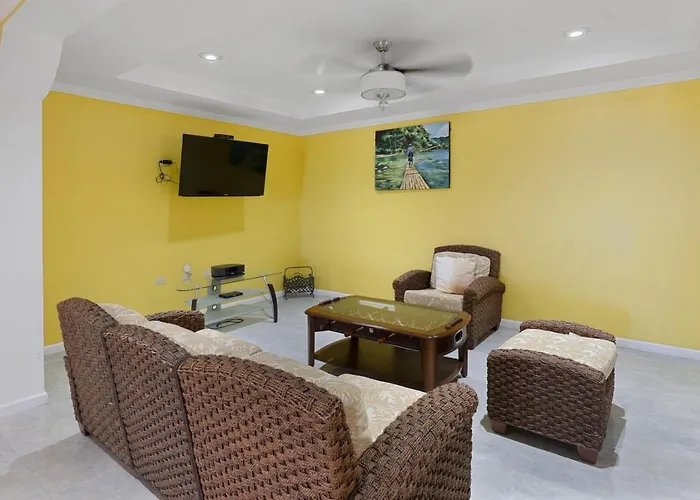 Villa Hospitality Expert Vsv 9br Pool Montego Bay
